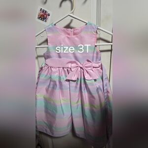 5 Dresses Size 3T And 4.